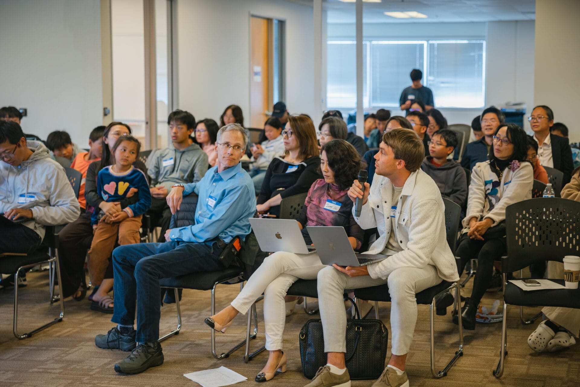 Основатель EDCAPIT вошёл в состав жюри Pitch Day программы Youth AI Startup Mentorship Program в Silicon Valley